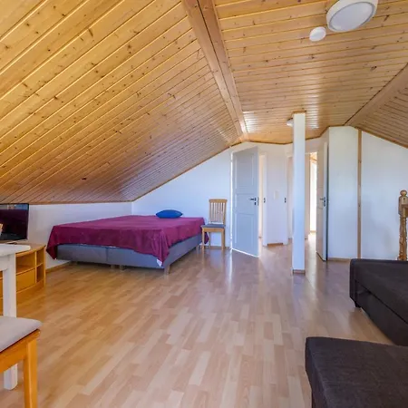 Meritaehti 20 For 10 Person Services Near Incl Ac, Hot Tub 1 Fill Per Kalajoki