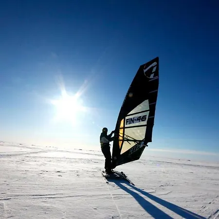 House Meritaehti 20 *