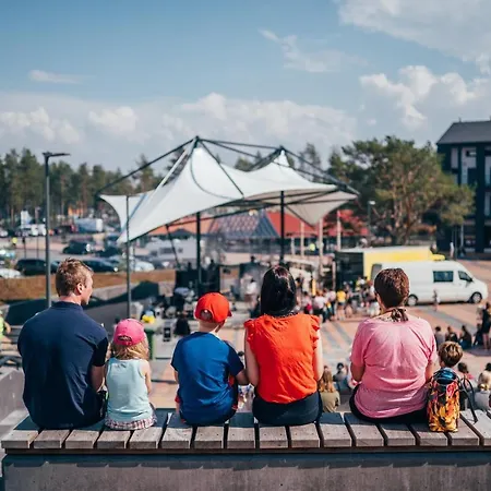 House Meritaehti 20 *